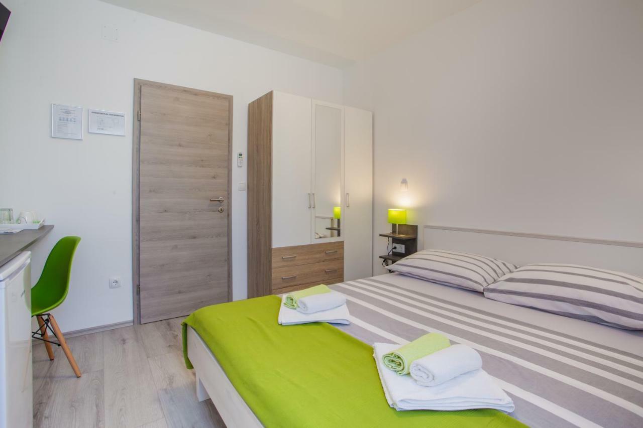 Room Elelina Cres Zewnętrze zdjęcie